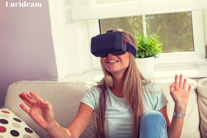 Downsides of Watching Movies on VR